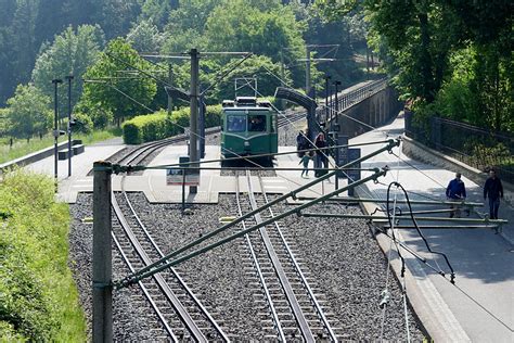 スヘンス線|ドラッヘンフェルス鉄道－ライン河畔の登山電車